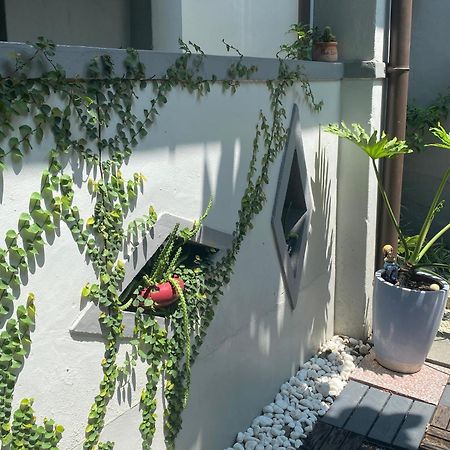 Apartamento Naval Bureaucracy Kaohsiung Exterior foto